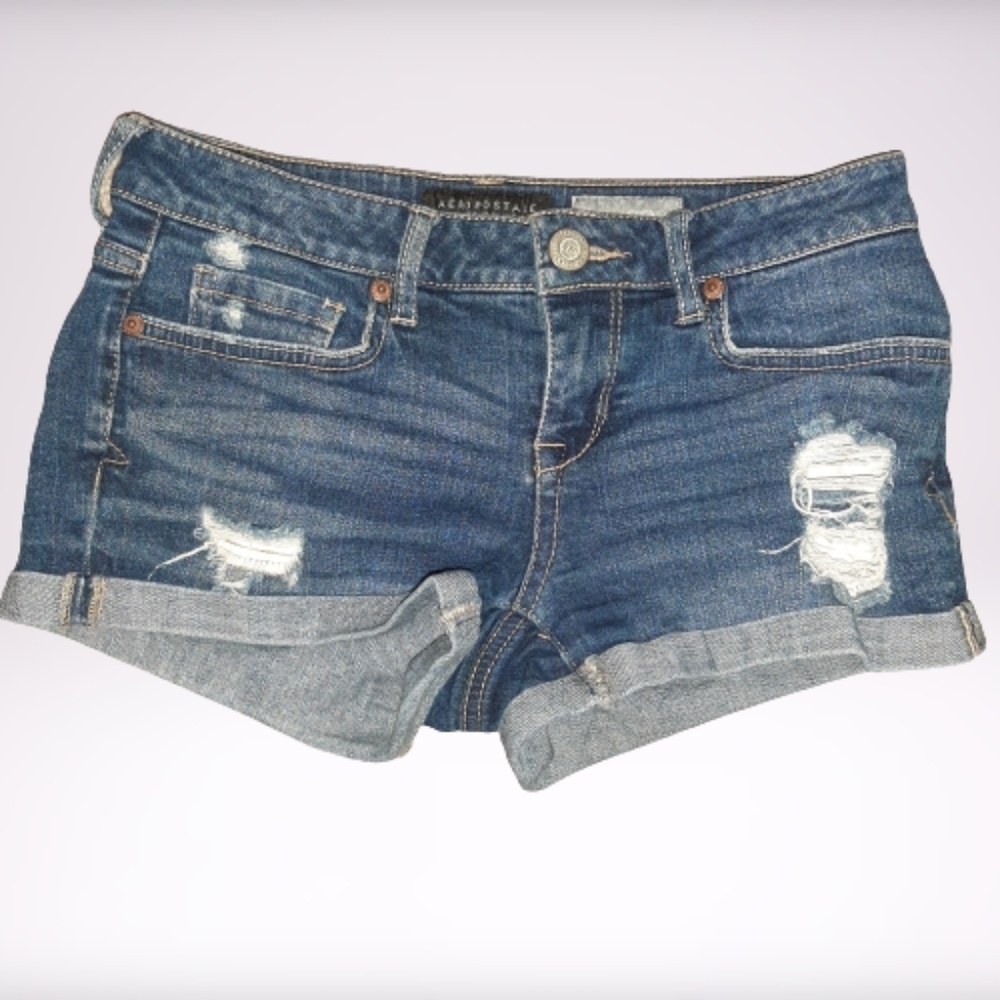 Aeropostale Shorty Distressed Denim Jean S…
